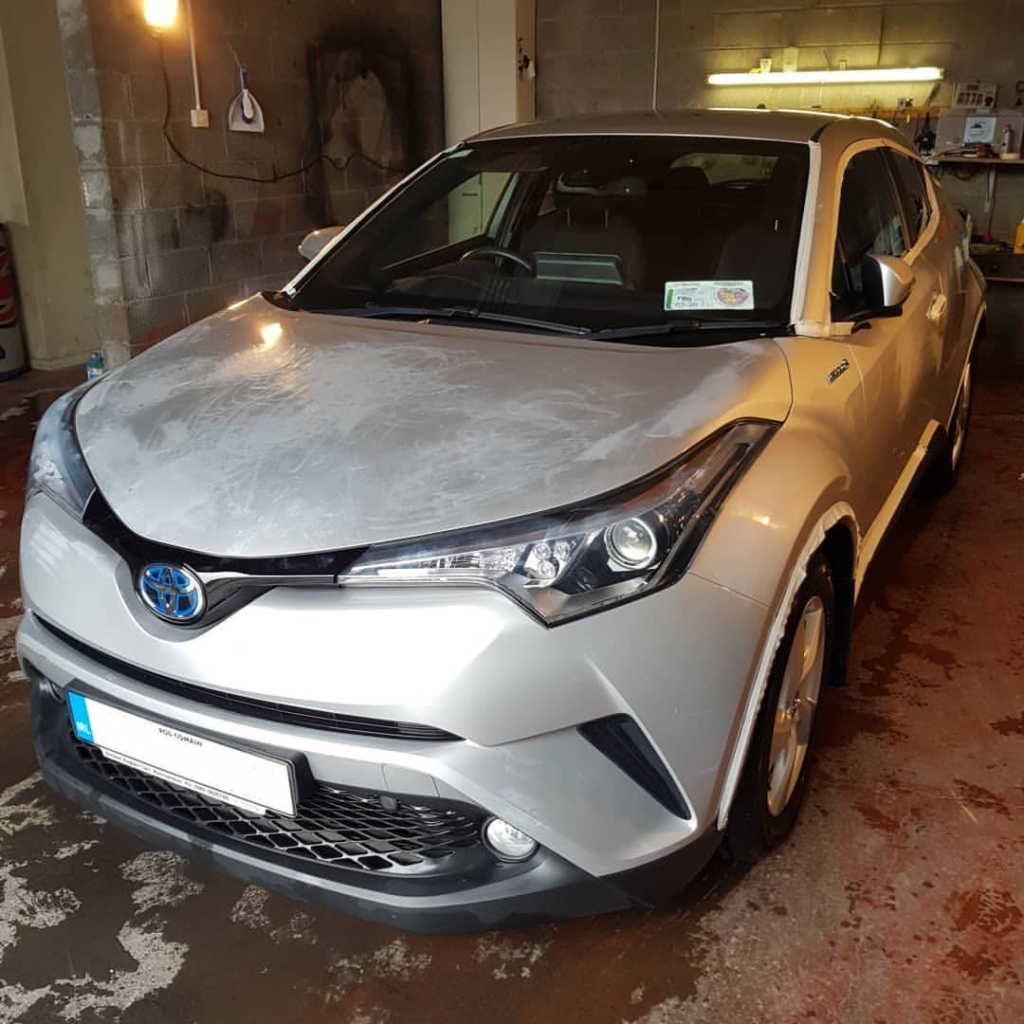 Removing swirl marks from a silver car using professional paint correction techniques at the best price in our Roscommon detailing studio. Paint revival services by experts in the Midlands of Ireland.