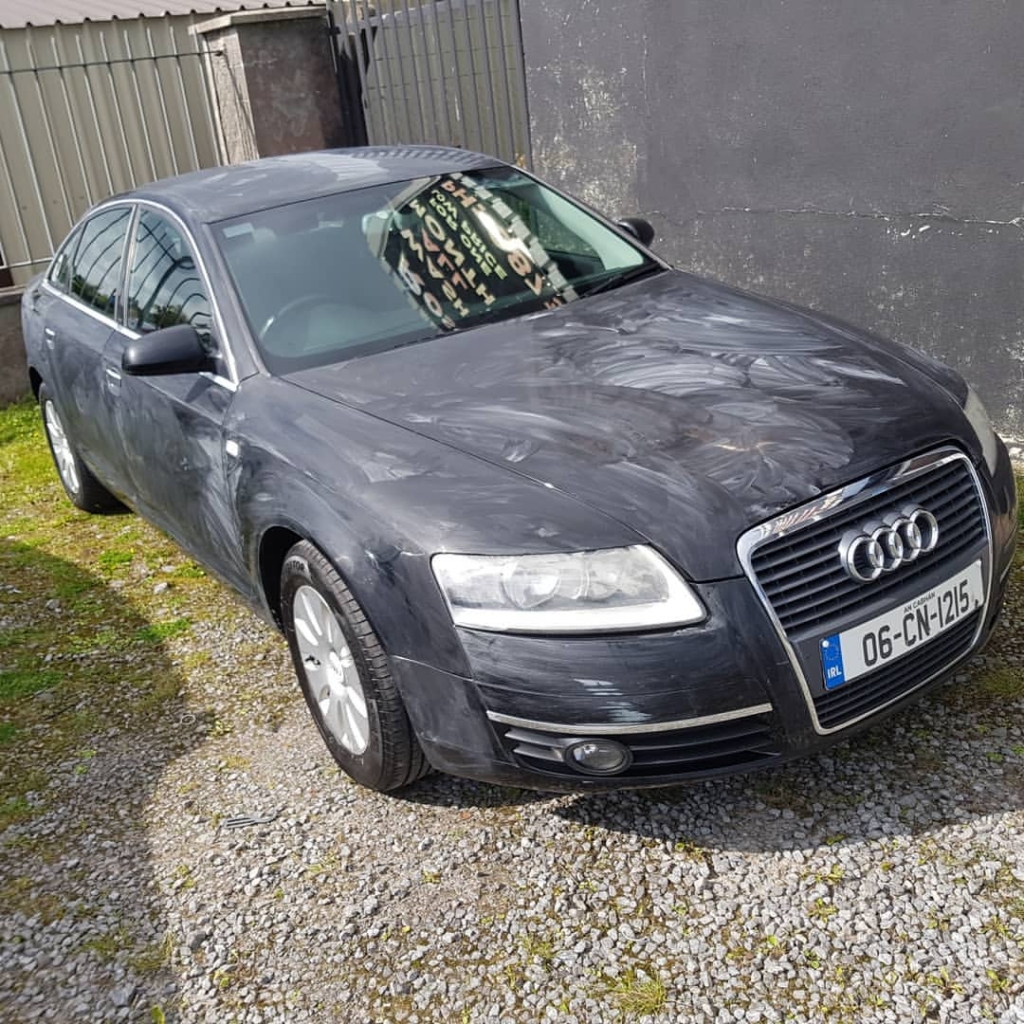 A professional machine buffing service to restore the gloss and depth of a car's paintwork in Co. Roscommon.