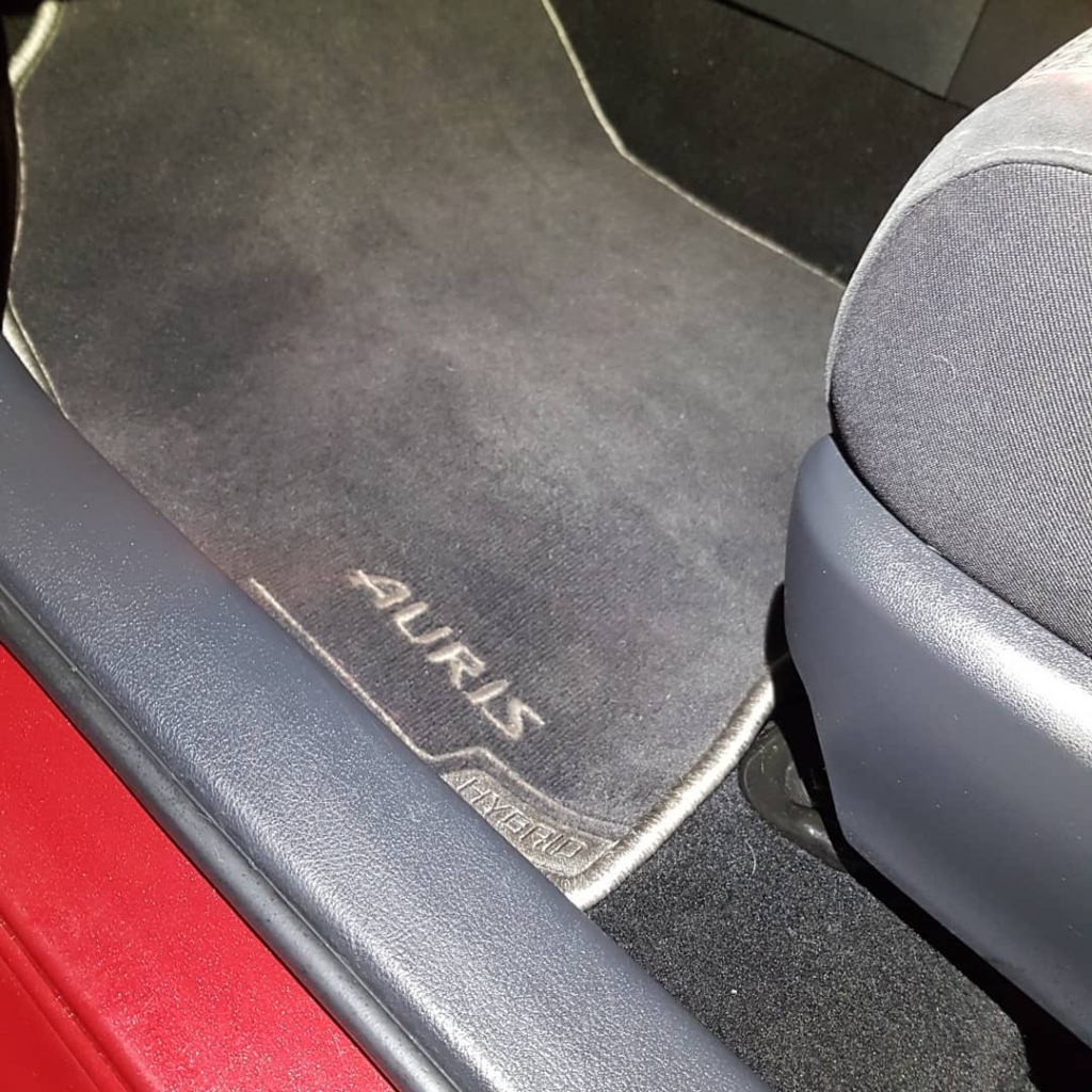 Outside hand wash, interior vacuum and floor mat cleaning as part of a quick maintenance valet for Roscommon and Longford drivers.