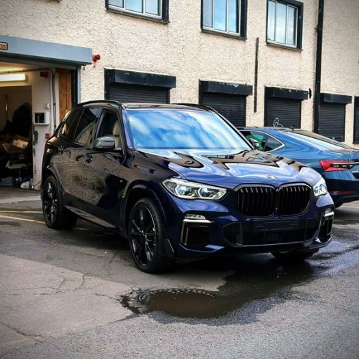 Car extreme gloss as a result of a Platinum Car Detailing pack in Co. Dublin & Louth