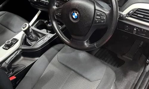 Express interior vacuuming and dashboard dust-down for a clean cabin.