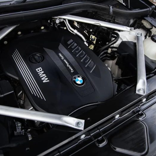 Engine bay safe wash at Invi PDR Valeting & Detailing (Car Valet Hero, Dublin 7) (bg-img)