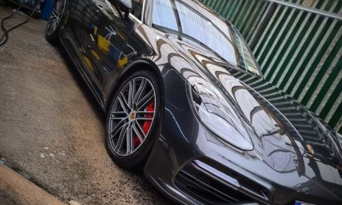 A clean, swirl-free result after a professional regular maintenance 2-bucket Safe Wash in Dunshaughlin, Meath by Car Valet Hero Dunshaughlin (GK Valeting & Detailing), ideally located near Navan and Dublin.